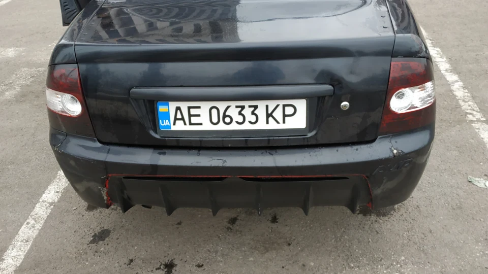 Lada Пріора Седан Типовий пацанський таз) 4