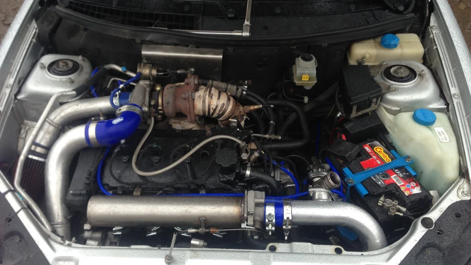 Lada Пріора Седан Turbo...