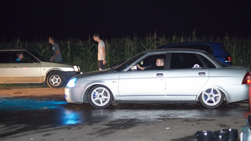 Lada Пріора Седан Turbo... 4