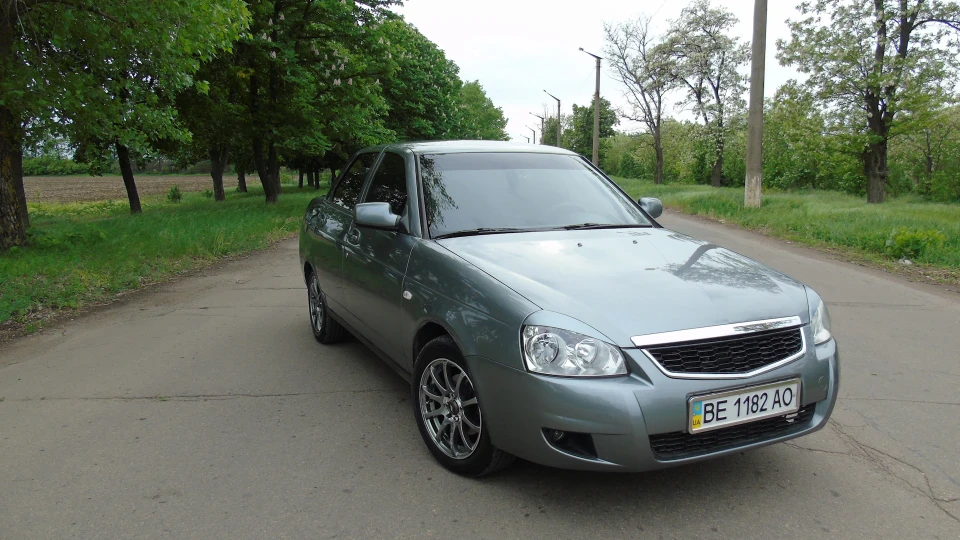 Lada Пріора Седан UA 4