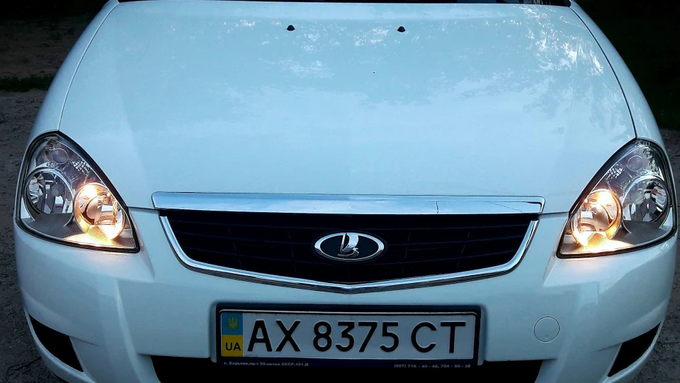 Lada Пріора Седан White cloud 3
