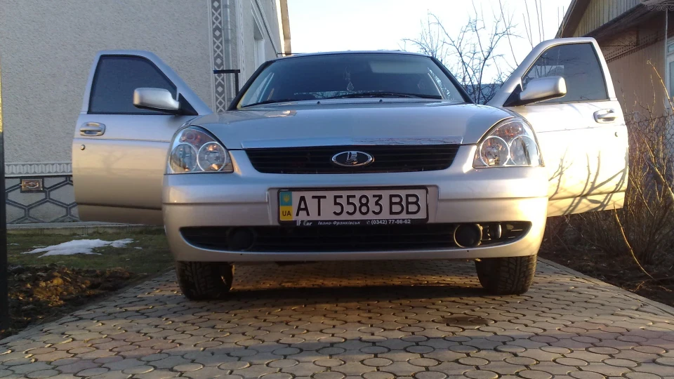 Lada Пріора Седан жигуль звичайний 4