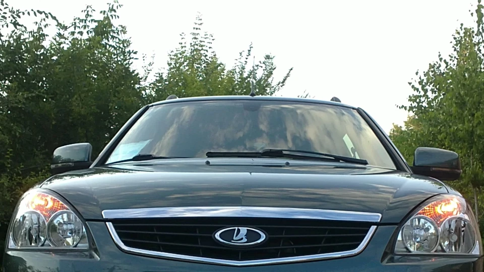 Lada Пріора Універсал 3