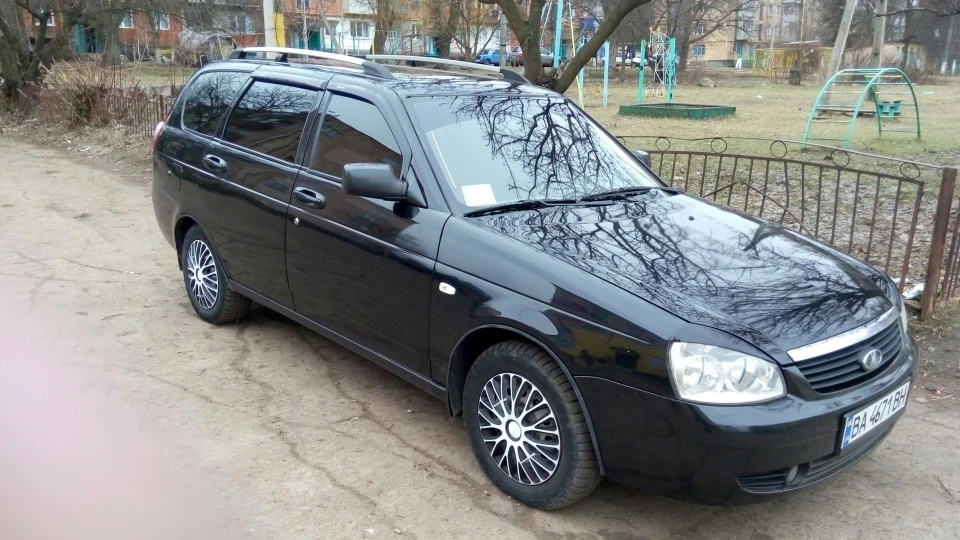 Lada Пріора Універсал 2