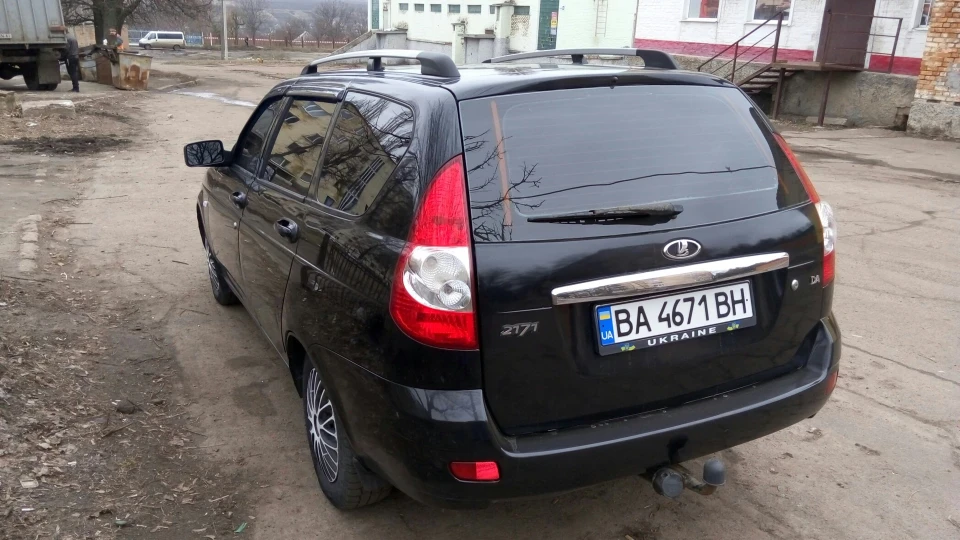 Lada Пріора Універсал 4