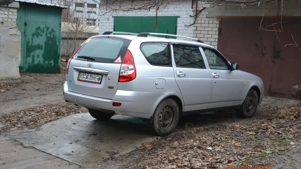 Lada Пріора Універсал 2