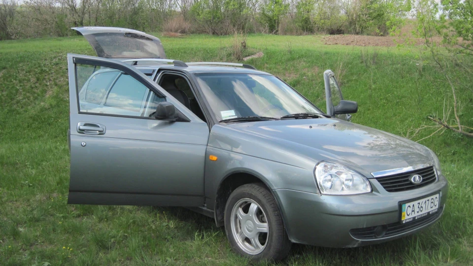 Lada Пріора Універсал 3