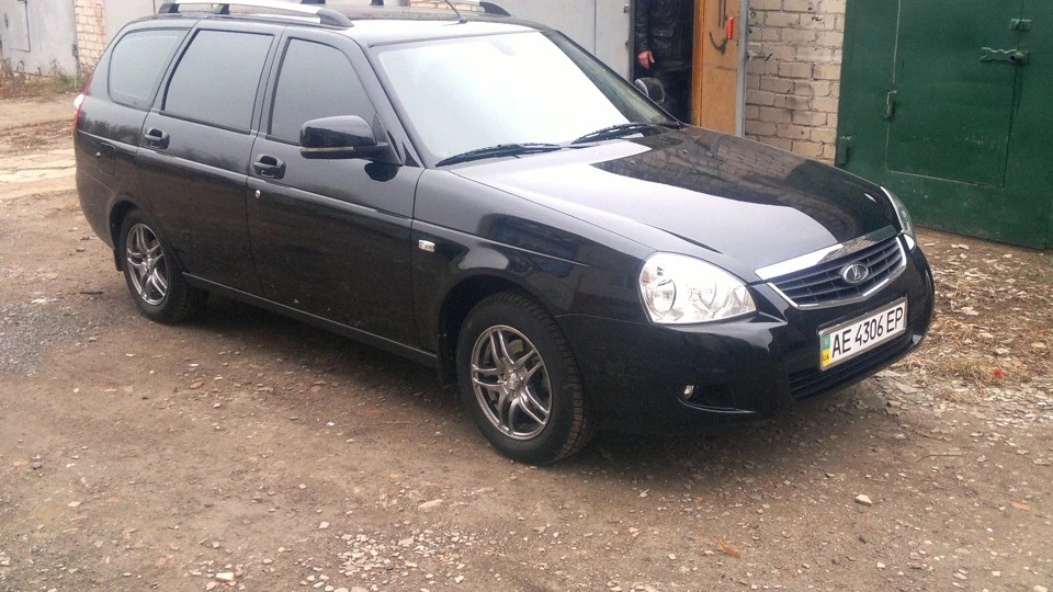 Lada Пріора Універсал 2