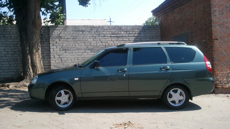 Lada Пріора Універсал Ласточка 3