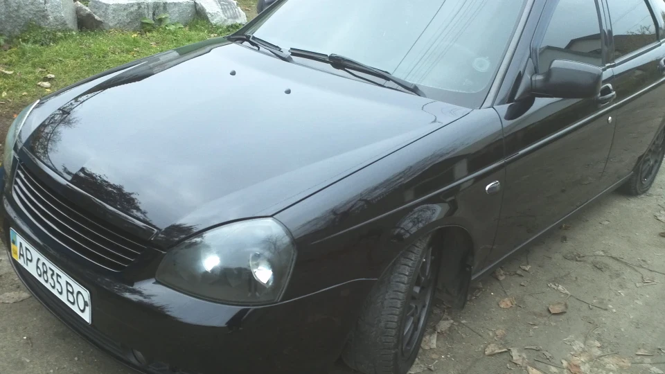 Lada Пріора Хетчбек 4