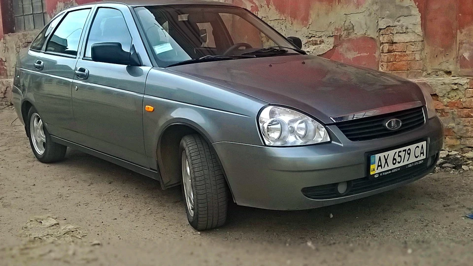 Lada Пріора Хетчбек