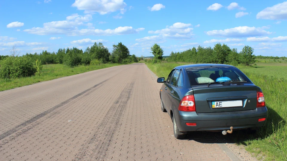 Lada Пріора Хетчбек 3