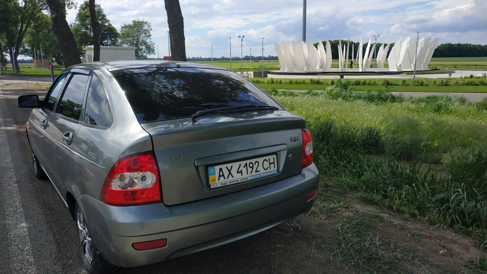 Lada Пріора Хетчбек