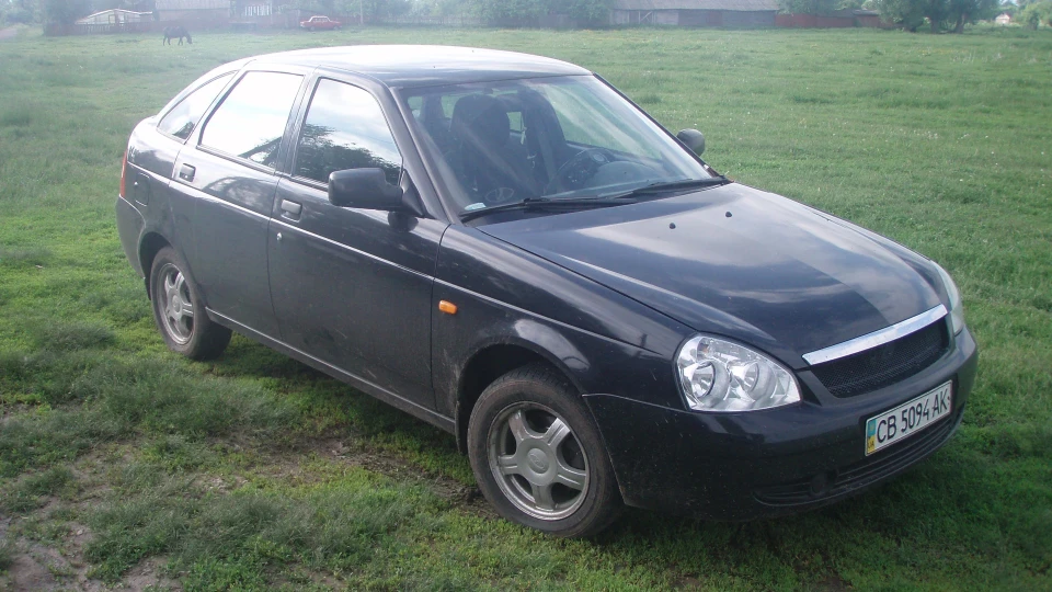 Lada Пріора Хетчбек 2