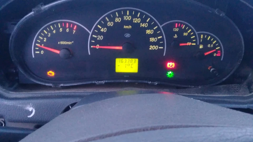 Lada Пріора Хетчбек 5