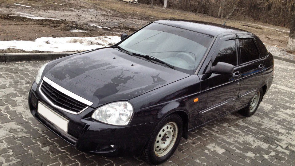 Lada Пріора Хетчбек 2
