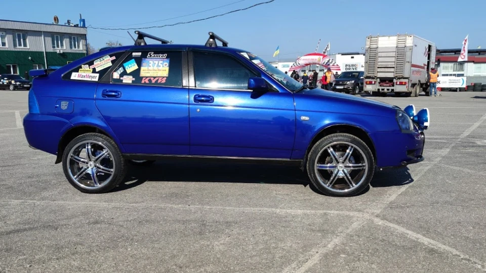 Lada Пріора Хетчбек 2
