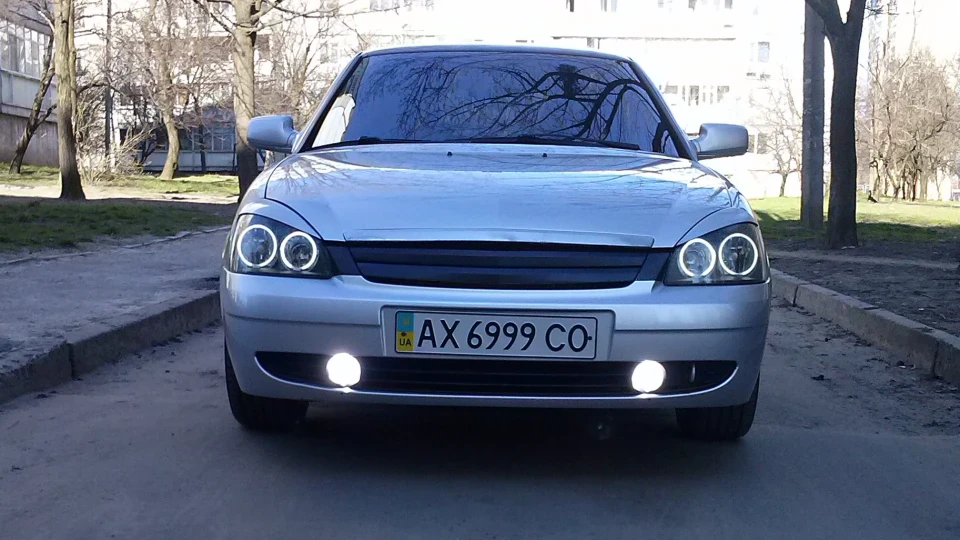 Lada Пріора Хетчбек 2