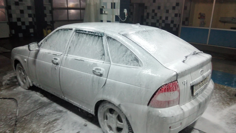 Lada Пріора Хетчбек