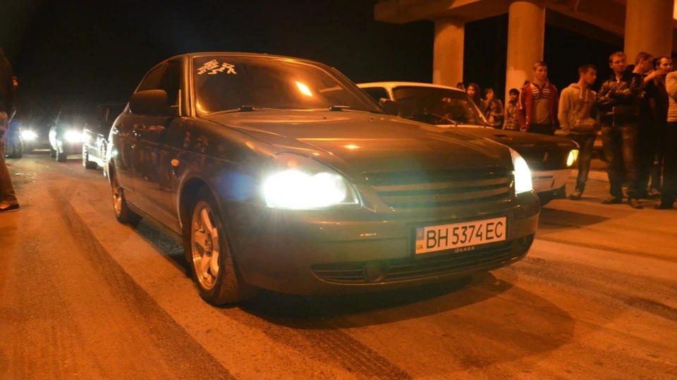 Lada Пріора Хетчбек 3