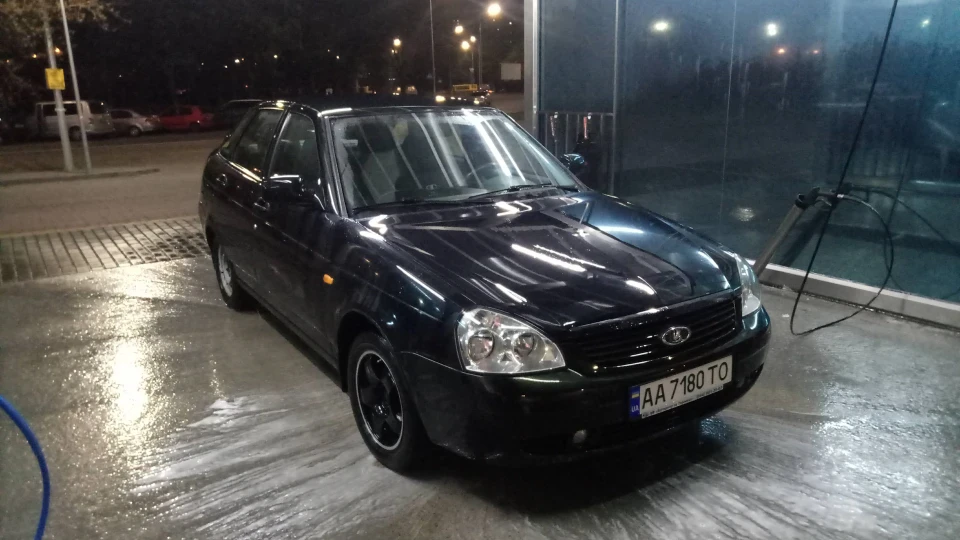 Lada Пріора Хетчбек