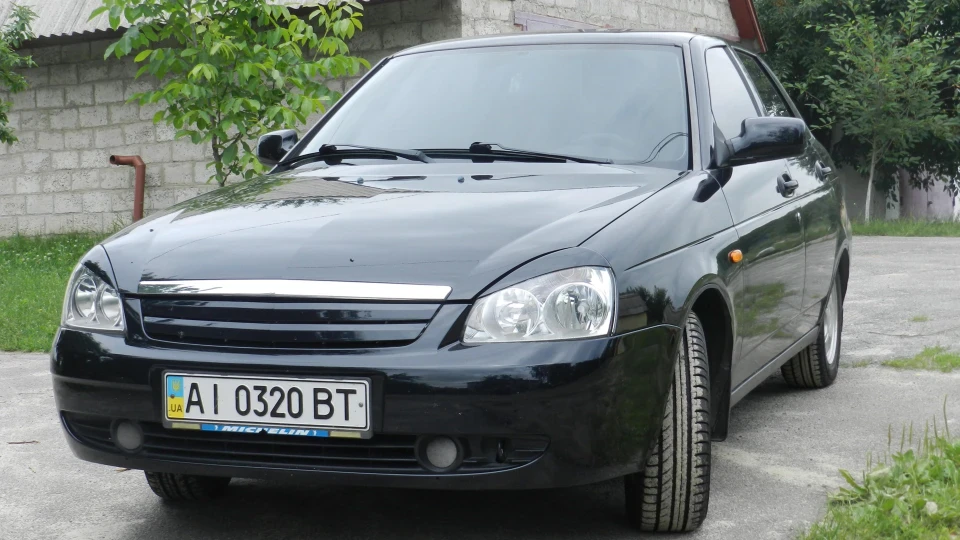 Lada Пріора Хетчбек 2