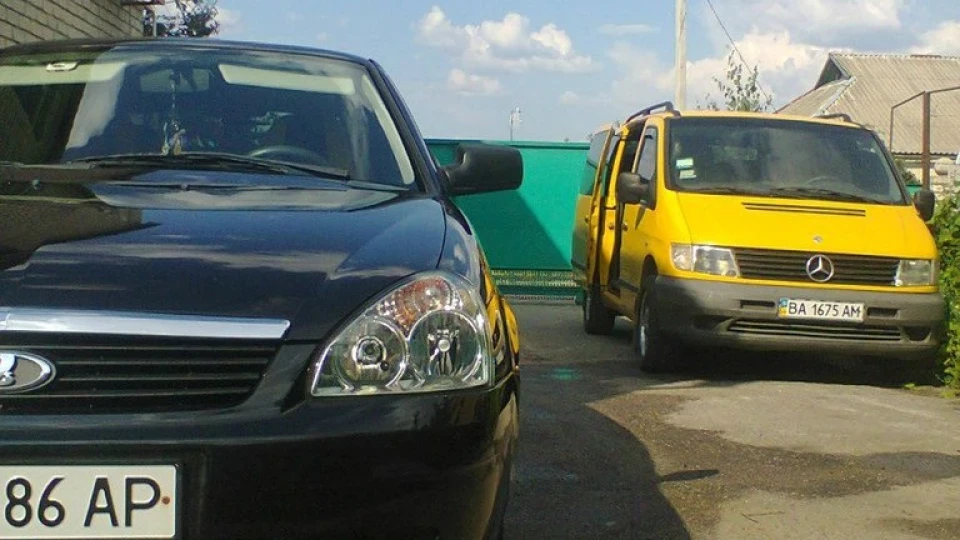 Lada Пріора Хетчбек 3