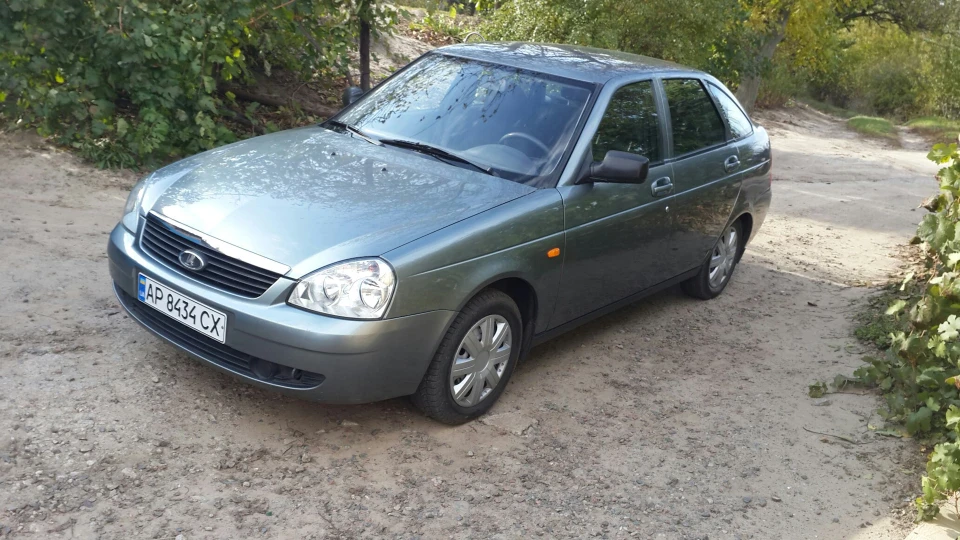 Lada Пріора Хетчбек Бестія 3