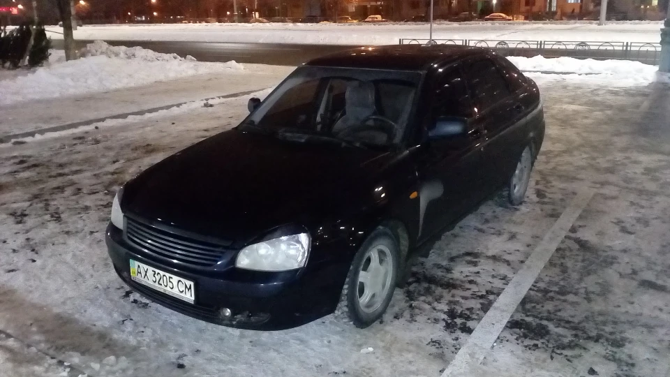 Lada Пріора Хетчбек Чорна Перлина