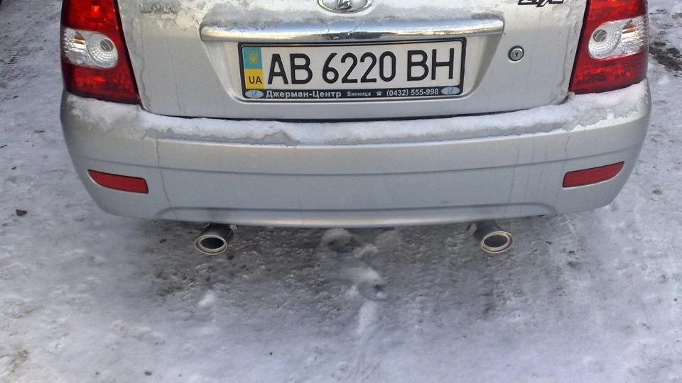 Lada Пріора Хетчбек Економ к @ 2