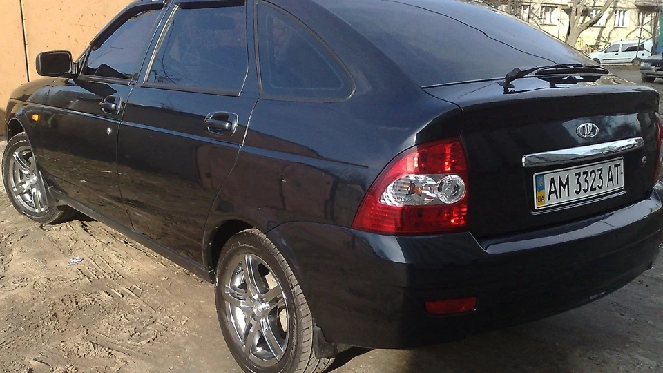 Lada Пріора Хетчбек Чумацький шлях 5