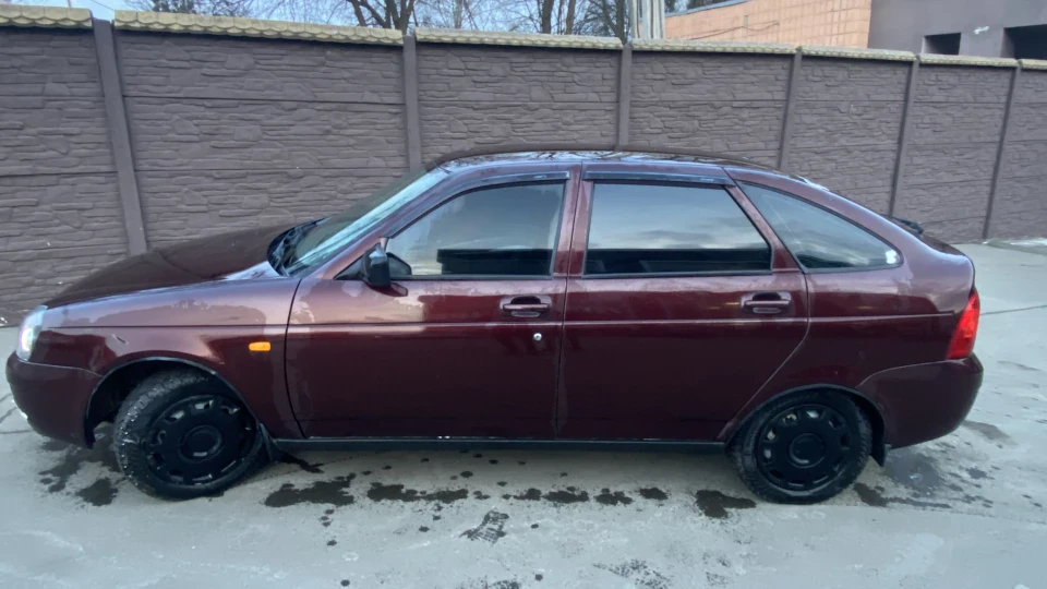 Lada Пріора Хетчбек недобаклажан