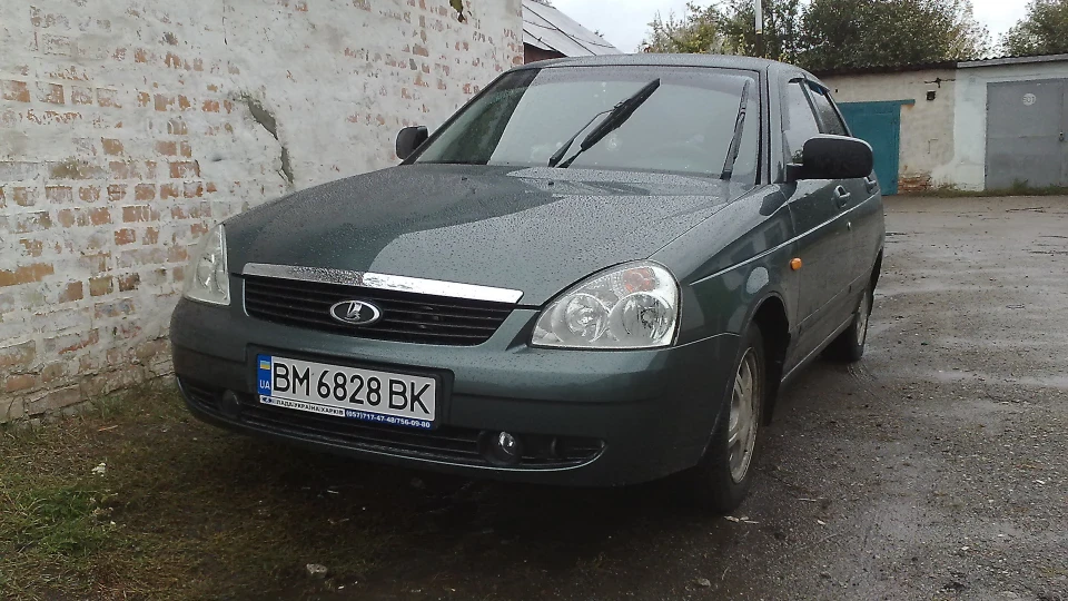 Lada Пріора Хетчбек Дуже гарний колір Сочі 2
