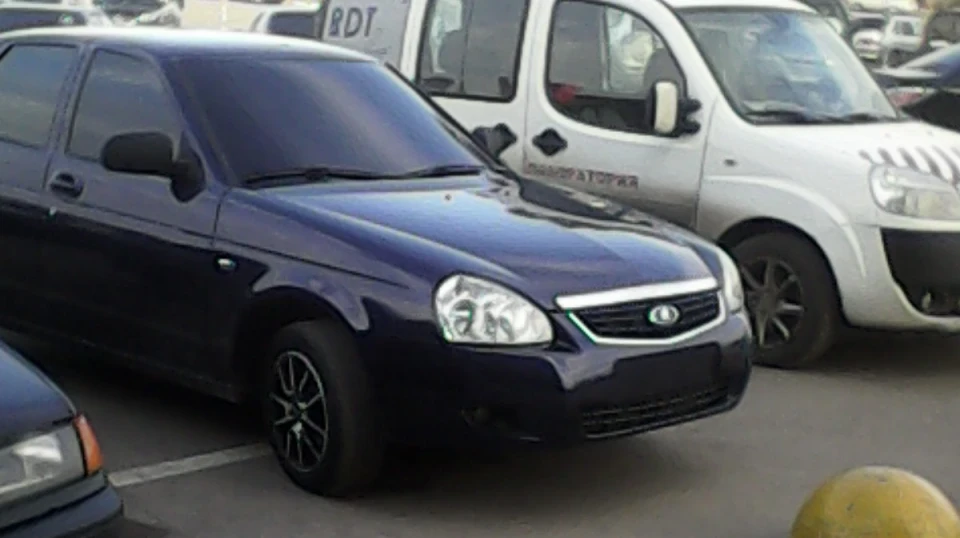Lada Пріора Хетчбек перс
