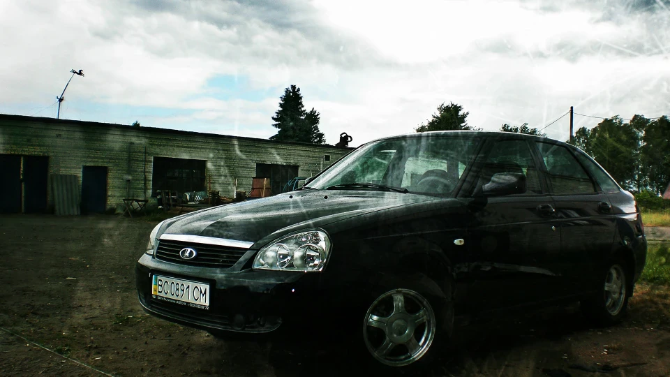 Lada Пріора Хетчбек Subaru Impreza WRX STI 2