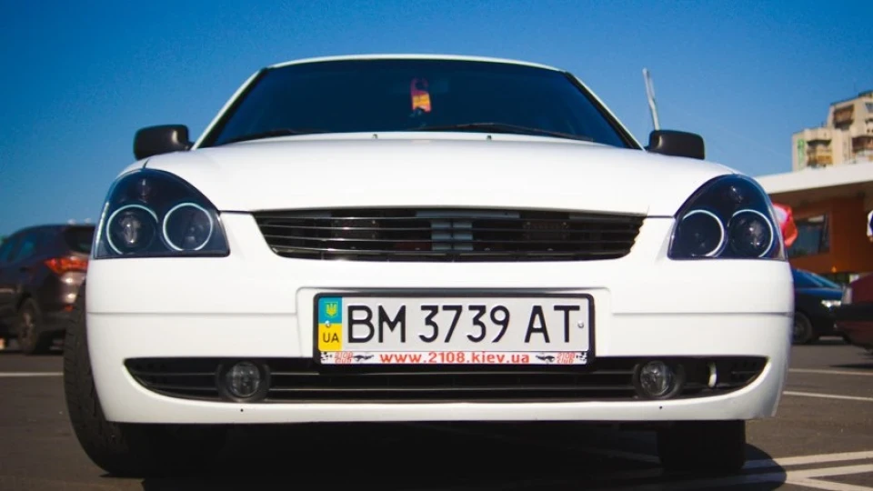 Lada Пріора Хетчбек в процесі 2