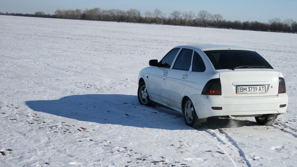 Lada Пріора Хетчбек в процесі 4