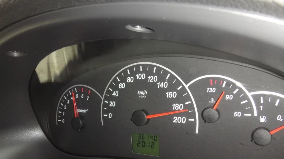 Lada Пріора Хетчбек Х А М Е Л Е О Н 4