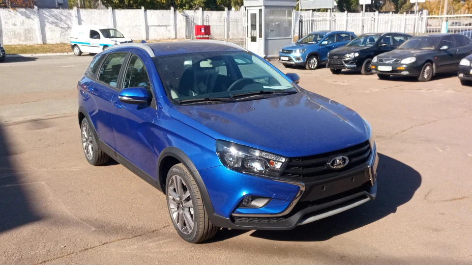 Lada Vesta SW Cross