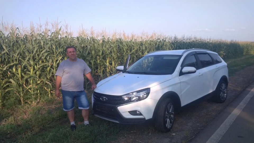 Lada Vesta SW Cross Льодовикова 5