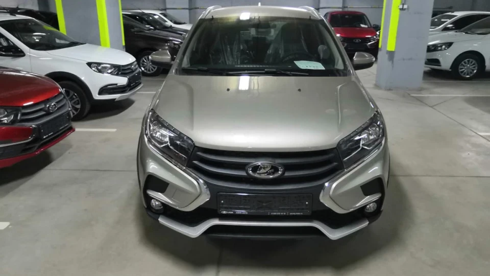 Lada XRAY Cross 2