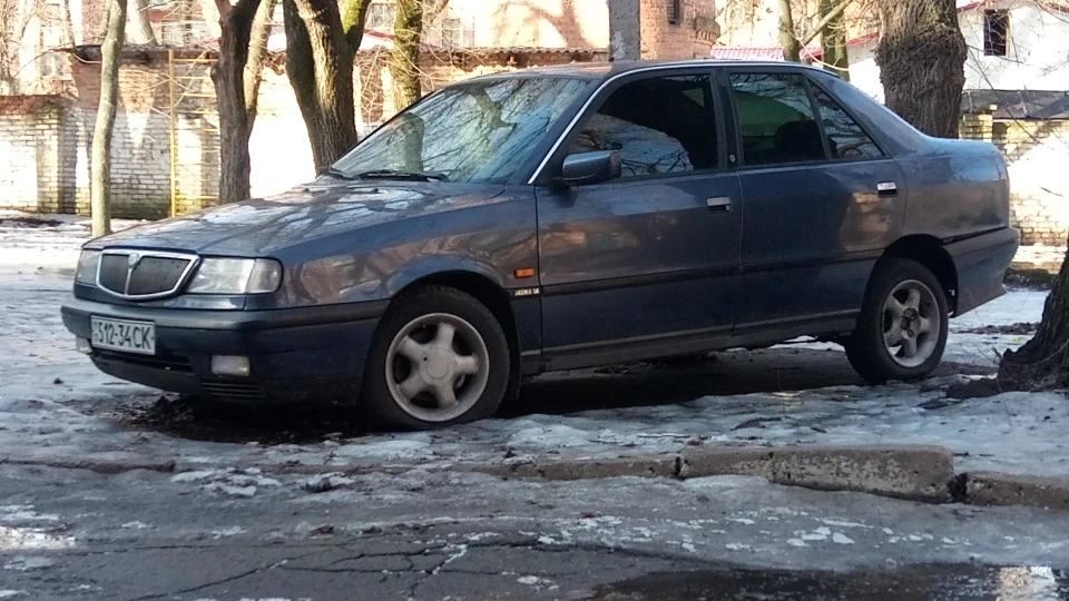 Lancia Dedra 1.6, інжект, одновальний 5