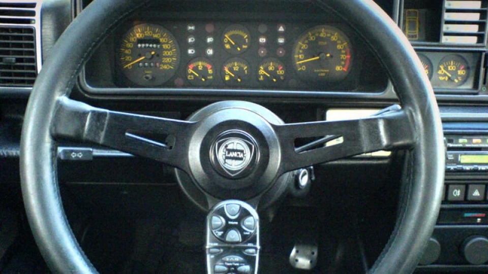 Lancia Delta Integrale 2