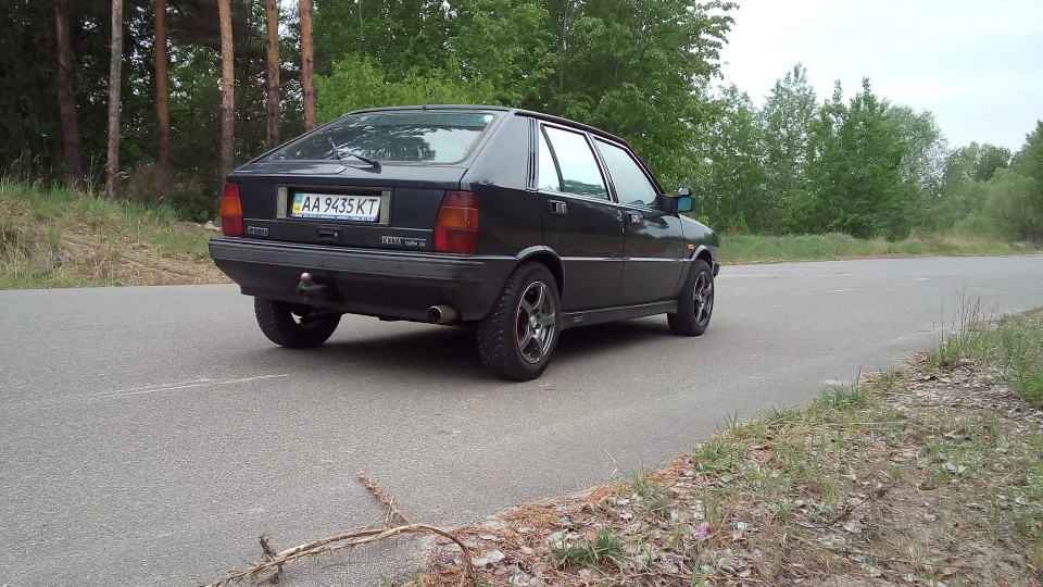 Lancia Delta Лянчос 2