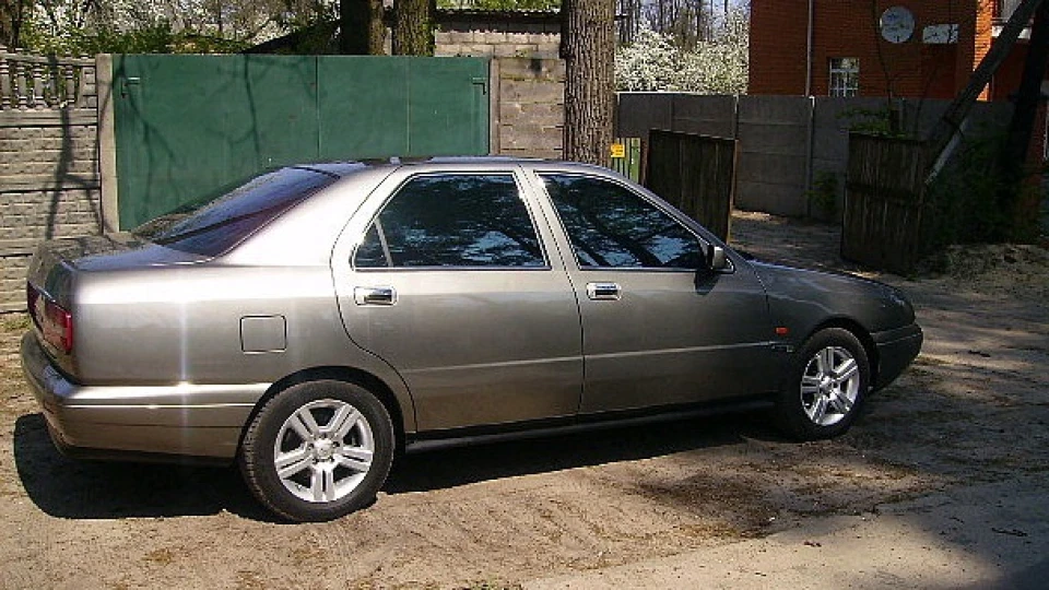 Lancia Kappa 2.0 3