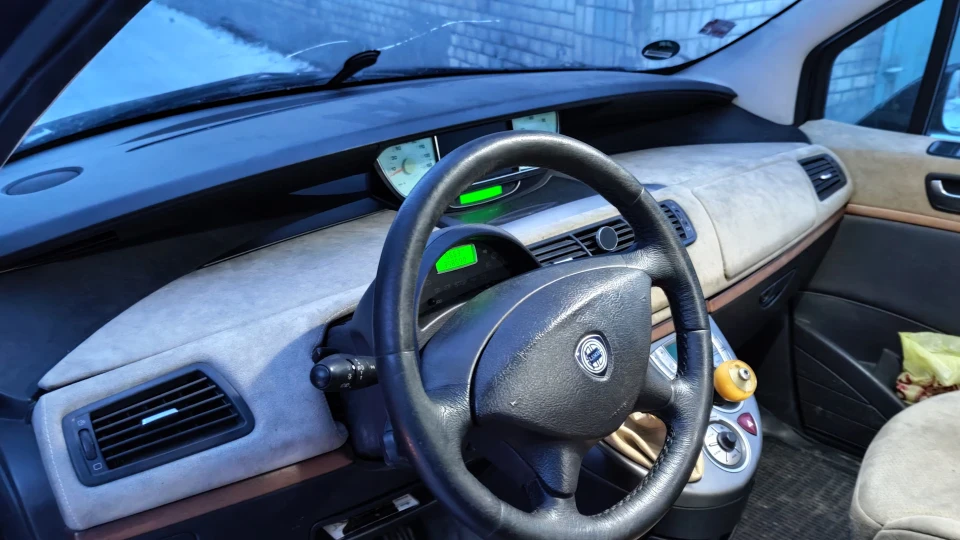 Lancia Phedra 2.2 HDI 4