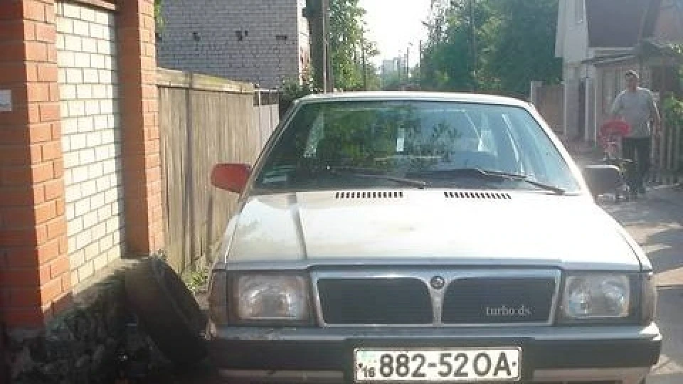 Lancia Prisma 4