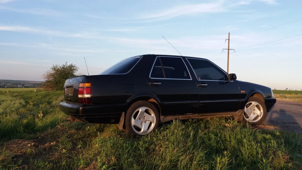 Lancia Thema 5