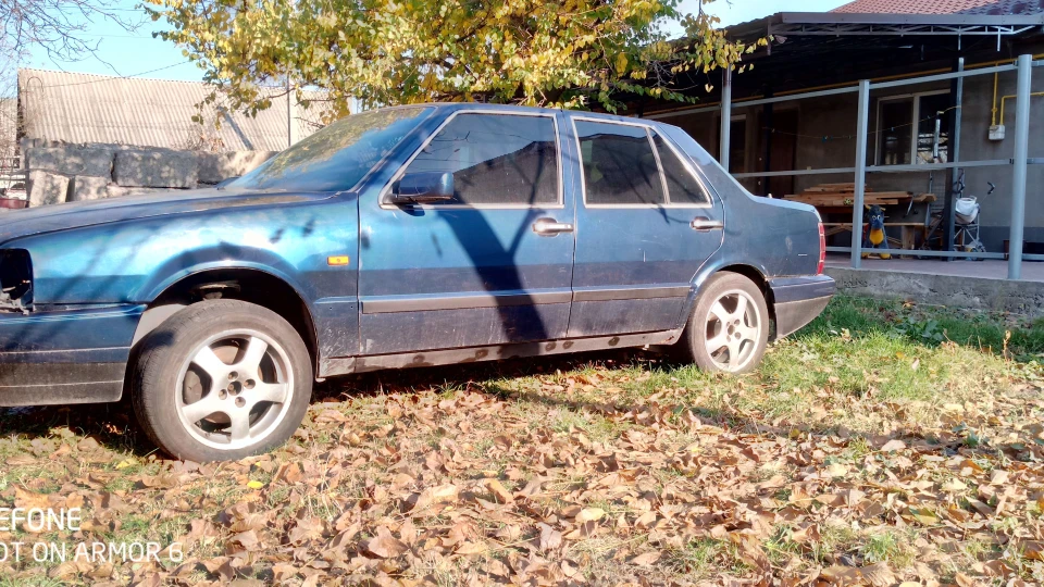 Lancia Thema 5