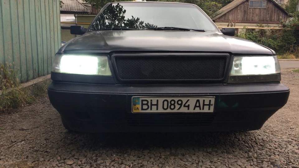 Lancia Thema 3